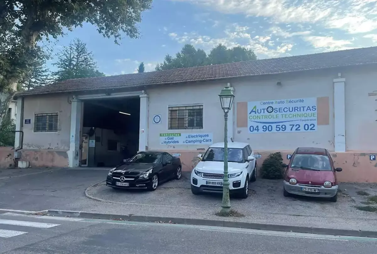 Contrôle technique prés de Sénas